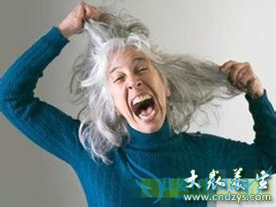 �ٰ�ͷ��ô���ƣ����Ľ���ͷ������(1)