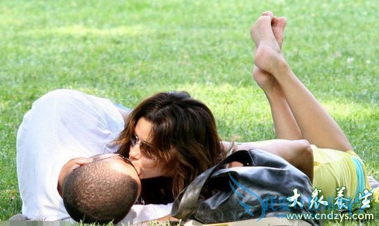 ���˳�ҹ��ôҲ�ᡰ��족(2)