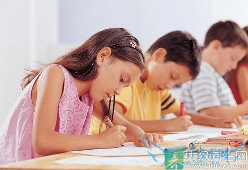 Ů��С�����͵�ԭ�� 