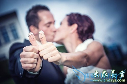 ��Բ֮ҹŮ��������ǿ(1)