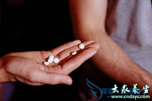 ���˷���ΰ��4������  (3)