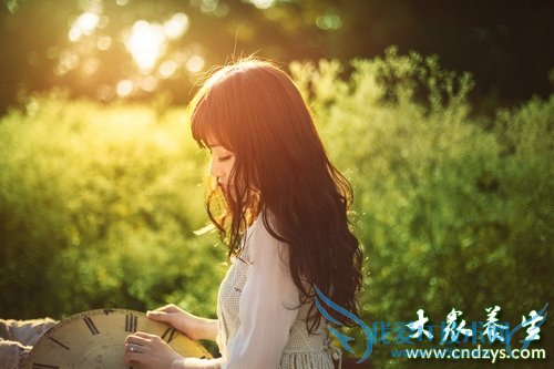 �ڷ��ڵ�����Ů�˱��޿�(1)