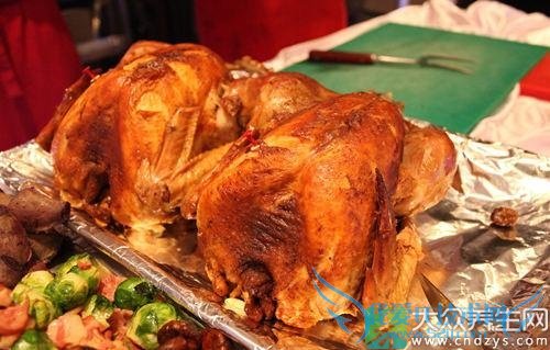 Ƥ�������ܳԻ���