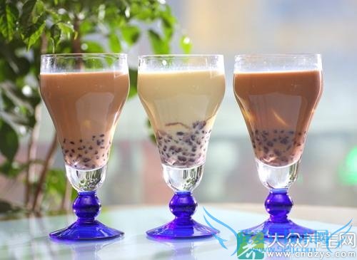 �����ܺ��̲���