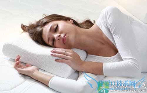 8岁小孩晚上睡觉磨牙是怎么回事?