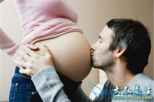 ����ж�������Ů