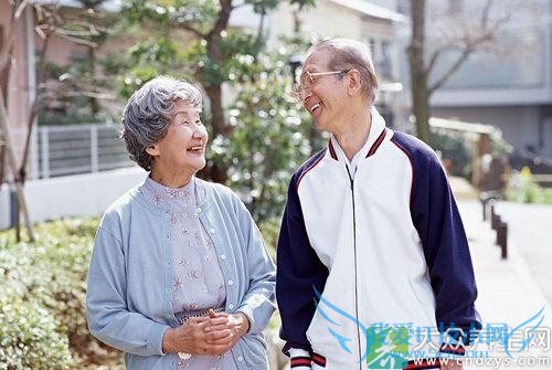 ��Ѫѹ�����ƺ���ʳ 