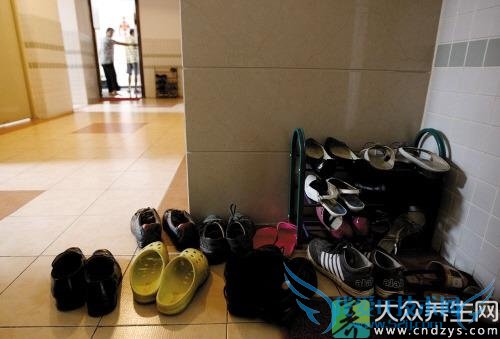 Ь�Ӵ��˽ų���ô��