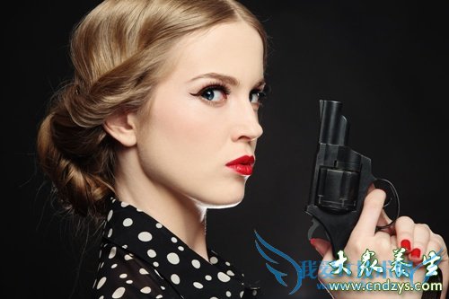 Ů�˰�Ⱦ�� 10����ʿ���⡰�ж���  (2)