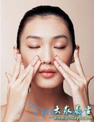 Ů��4���� һ���ٳɰ׸���(1)