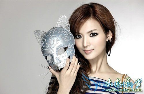 ����!Ů�Բ�Ѫ�����9������  (1)