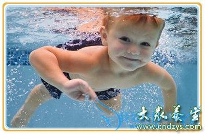 ��ЩӤ�����ʺ���Ӿ����������ΪֻҪ����һ����Խ����ˮԽ��(2)