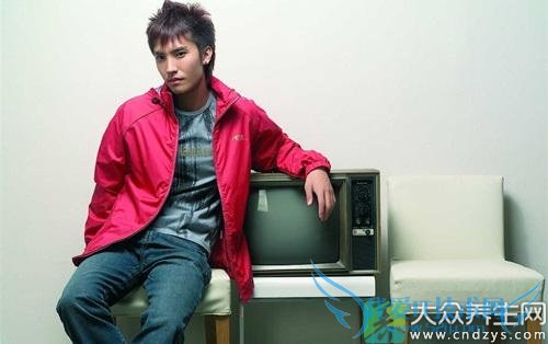 �����Ը�����׻���м�� 