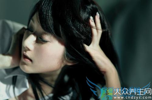 Ů�˴�ͷ���Ű˴��ִ�����(7)