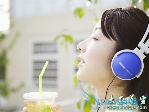 �ĸ����Ŷ������콡��Ů��(4)