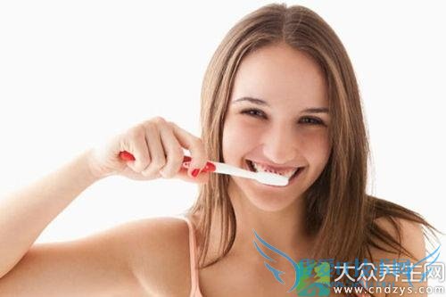 Ů��һ��Ӧ��ʾ����ܾ�(4)