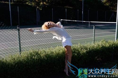 Ů���Լ���˥�������岿λ�仯����(4)