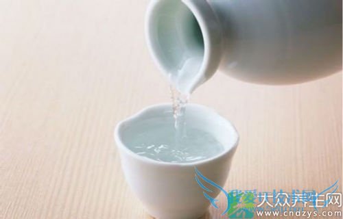 �������ܺȰ׾���