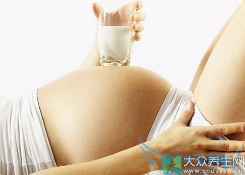 ���³�ʲô��