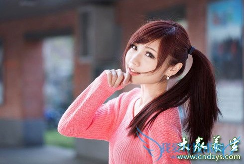 7��Ů���׻��Ϲ�����(1)