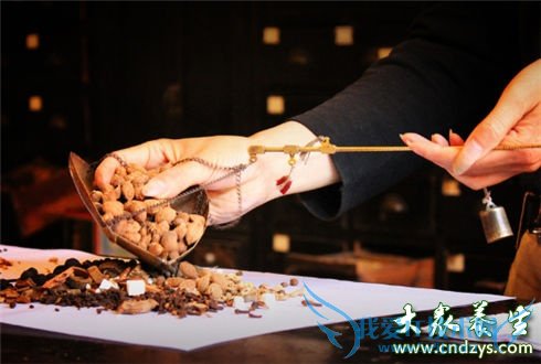 ���԰�Ħ�������ס����ҪѨ(3)