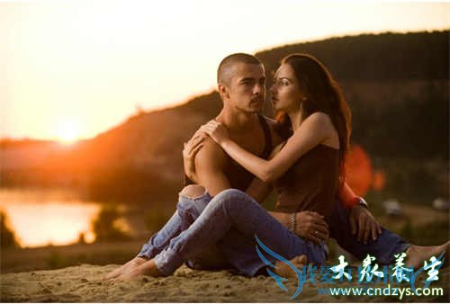 8�����ػή��Ů����������(6)