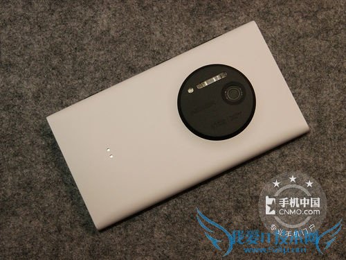 图为 诺基亚1020