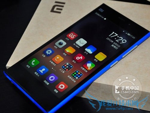 图为 小米手机3联通版