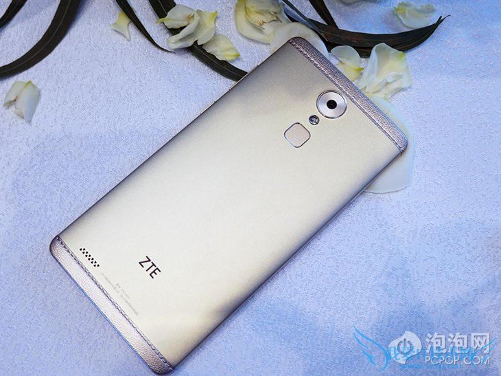 春节旅途不断电大屏长续航手机导购