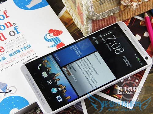 图为 HTC 809d