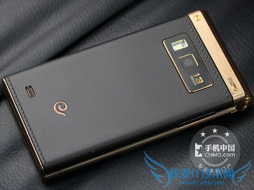 高端商务翻盖机三星W2014价格欲破万