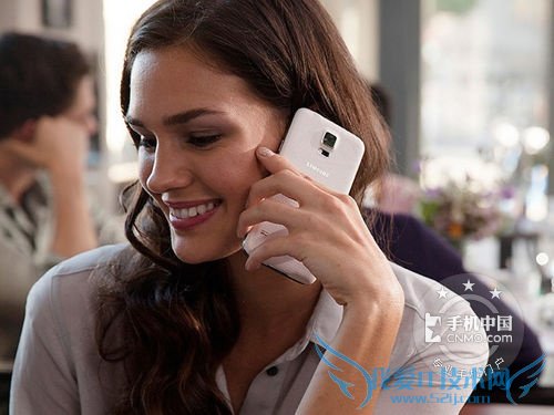 图为:三星S5(G9006V) 背面