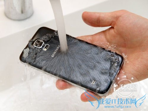 图为 三星GALAXY S5