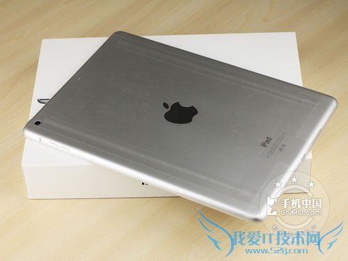 图为:苹果iPad Air 背面