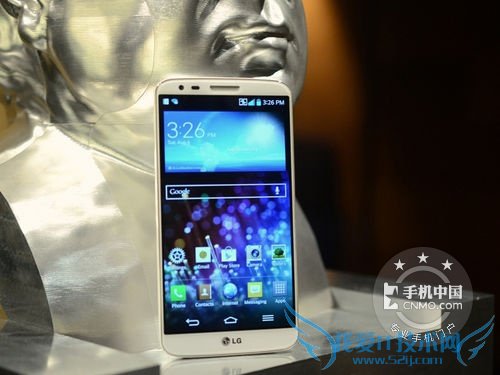 图为:LG G2(D802/16GB)手机正面