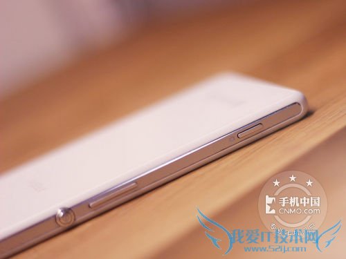 图为 索尼Xperia Z2