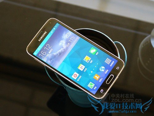 图为 三星GALAXY S5