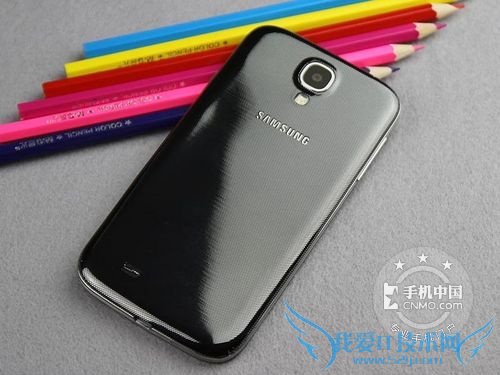 三星GALAXY S4(I9500) 背面