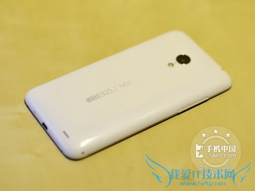 魅族 MX3 背面