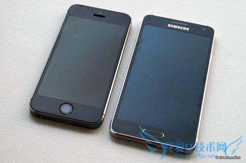 iPhone 5sôԱGalaxy Alpha