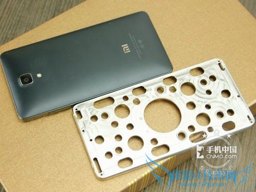 小米4背面图