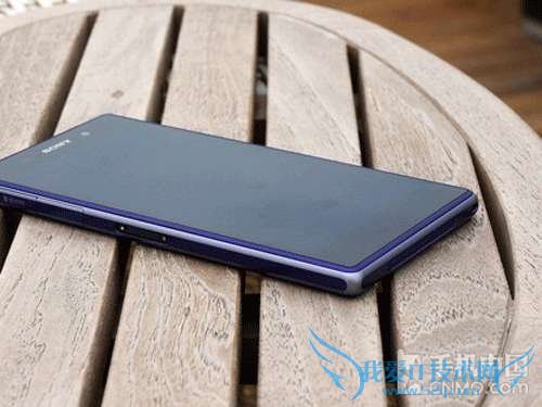 三防机身四核芯片高像素索尼Z1促销中