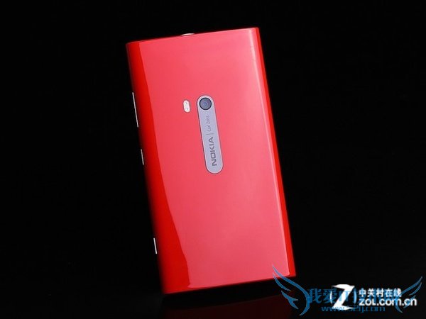 图为诺基亚 Lumia 920