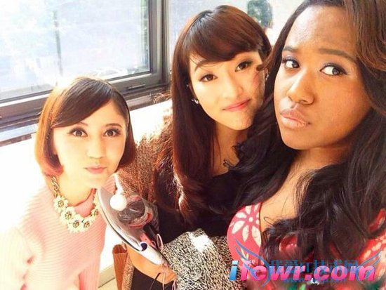 非诚勿扰15号女嘉宾古丽雅照片