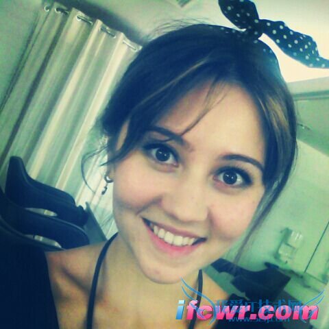 非诚勿扰15号女嘉宾古丽雅照片