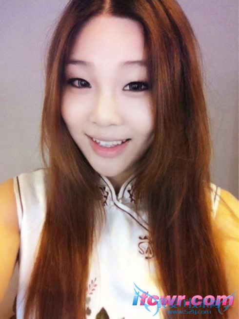 非诚勿扰21号女嘉宾吕菁照片