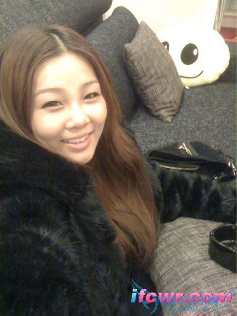 非诚勿扰21号女嘉宾吕菁照片