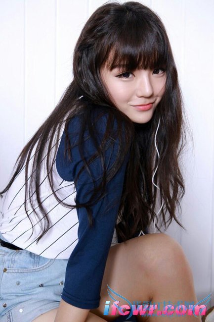 非诚勿扰12号女嘉宾欧阳泽天照片