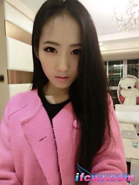 非诚勿扰9号女嘉宾李晓磊照片