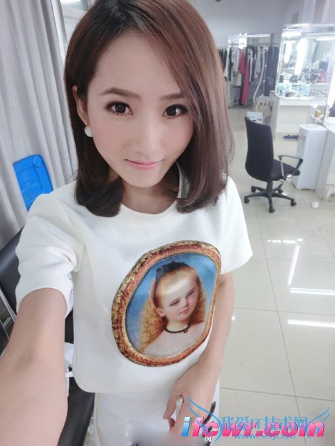 非诚勿扰9号女嘉宾李晓磊照片